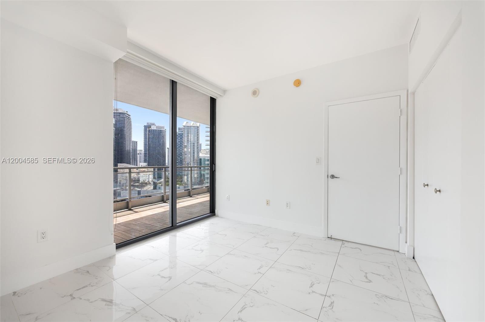 IVY CONDO - Residential