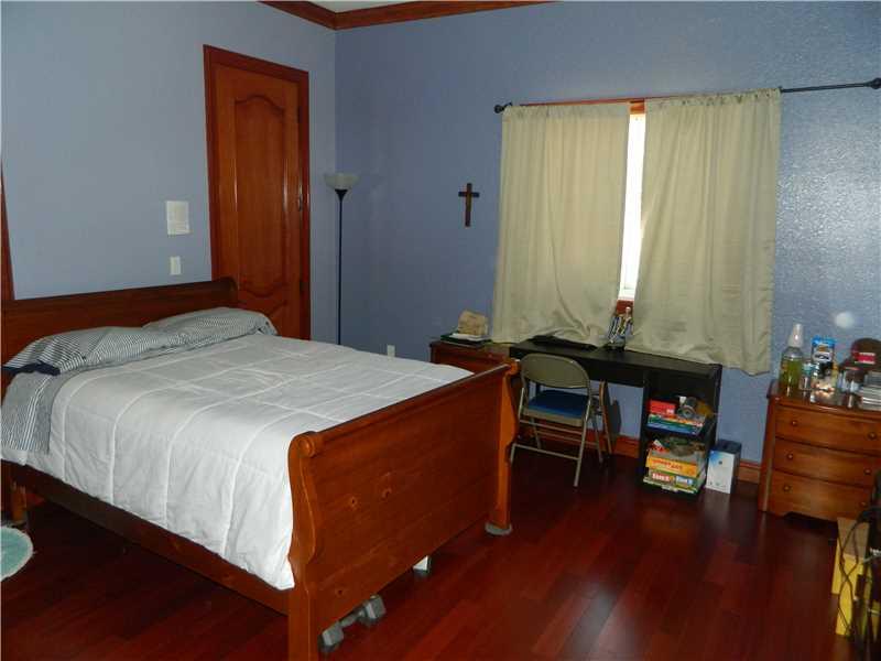 SOUTH SPRINGS HOMES - Residential