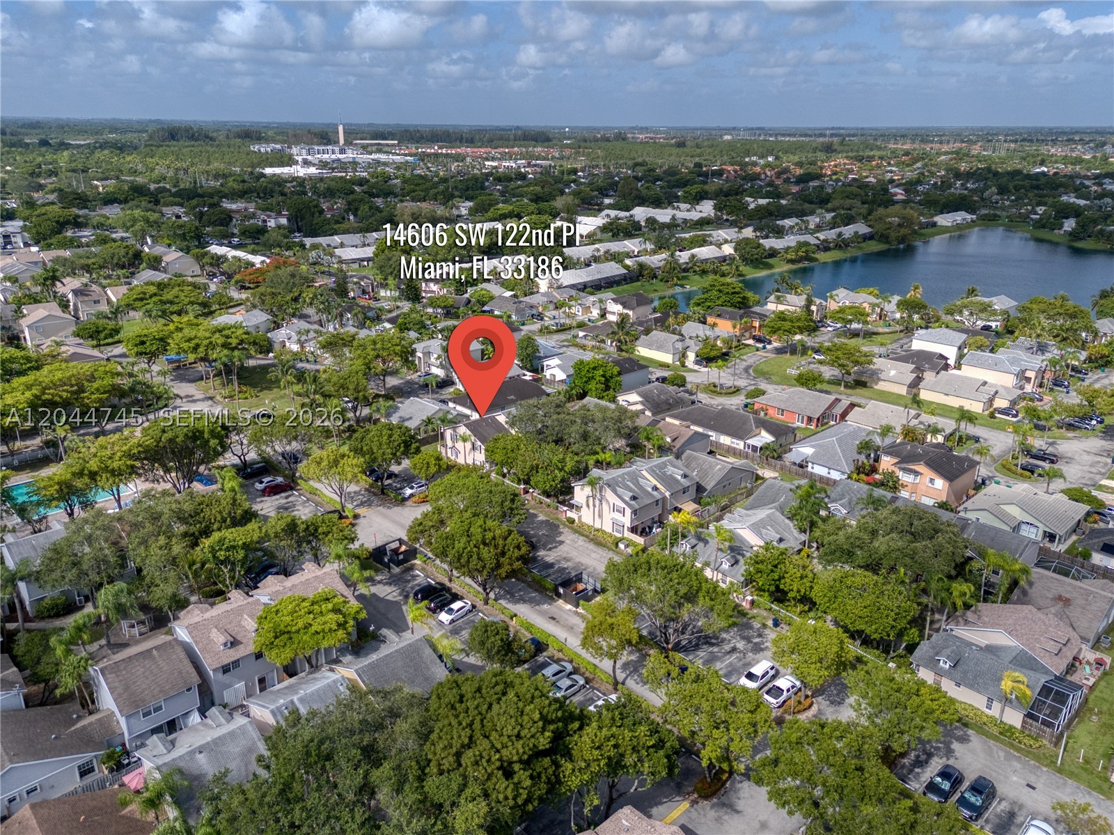 DEERWOOD VILLAS SEC 3 REP - Residential Lease