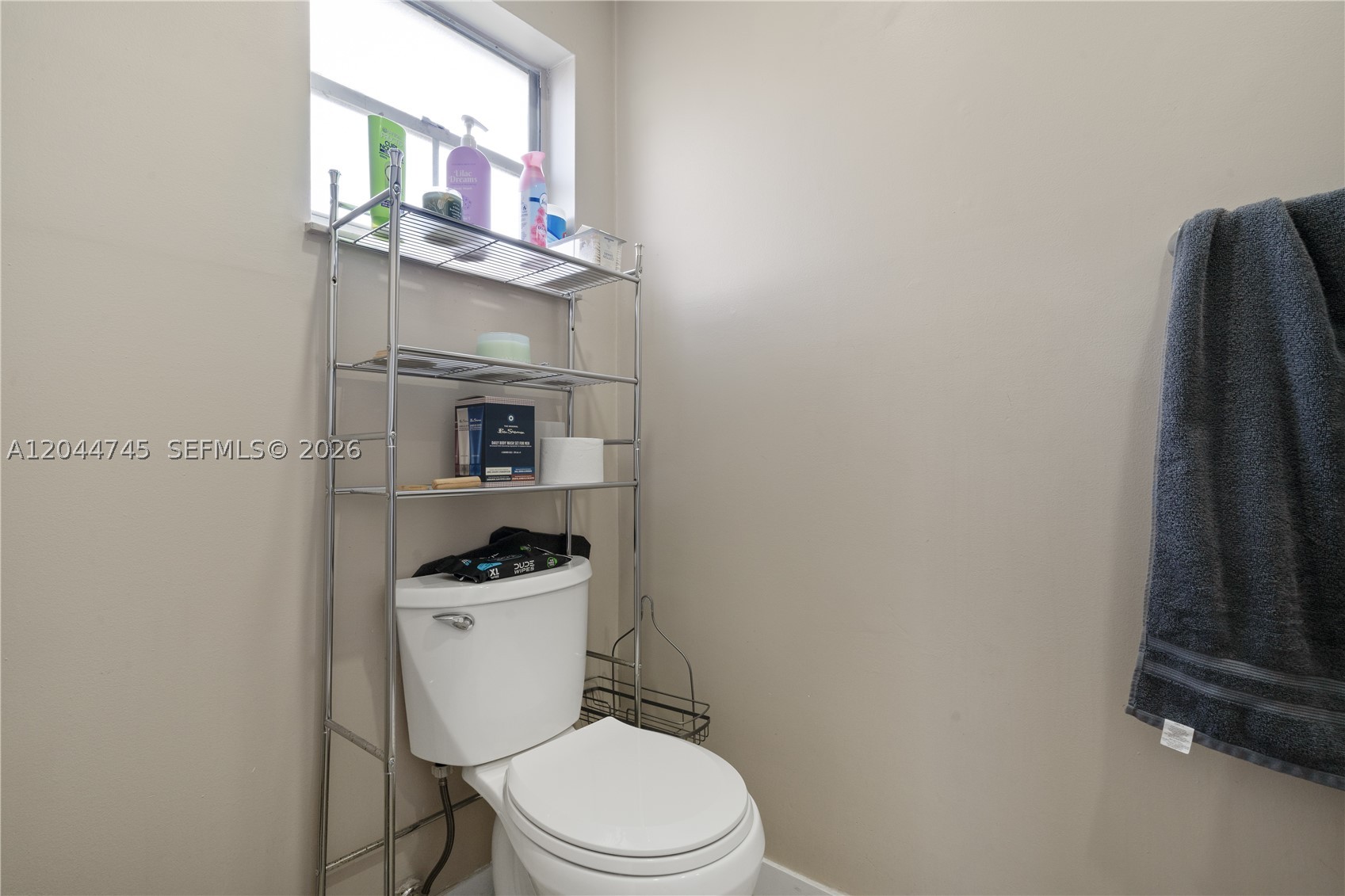 DEERWOOD VILLAS SEC 3 REP - Residential Lease