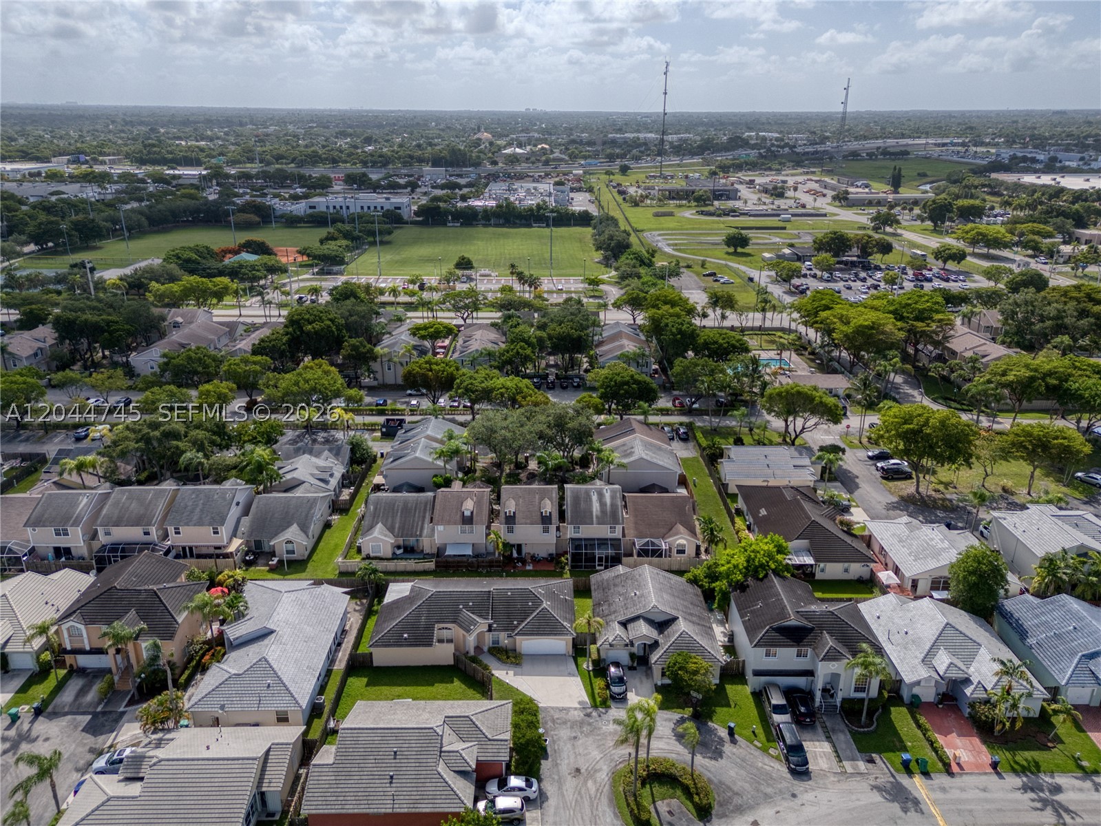 DEERWOOD VILLAS SEC 3 REP - Residential Lease