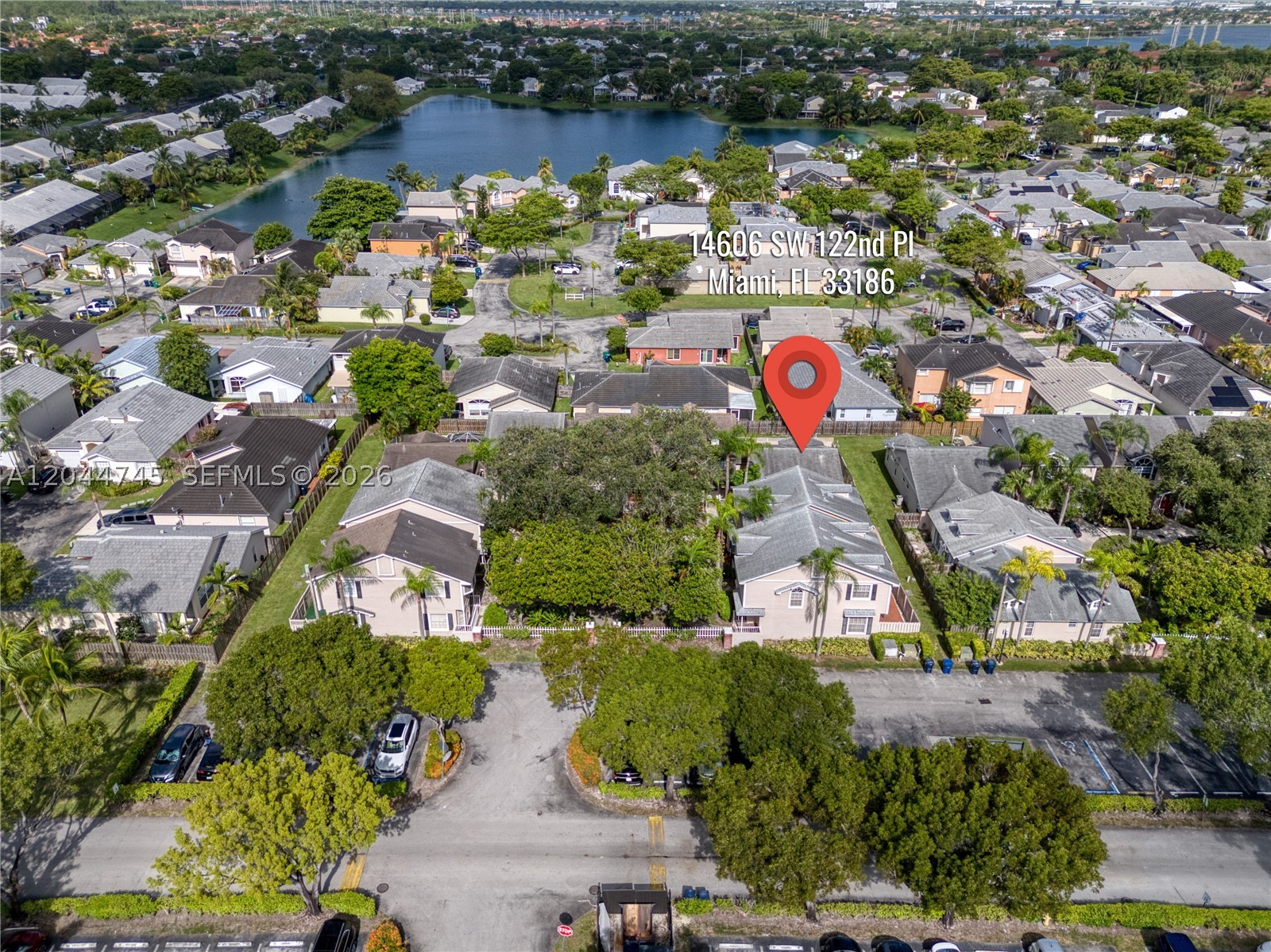 DEERWOOD VILLAS SEC 3 REP - Residential Lease