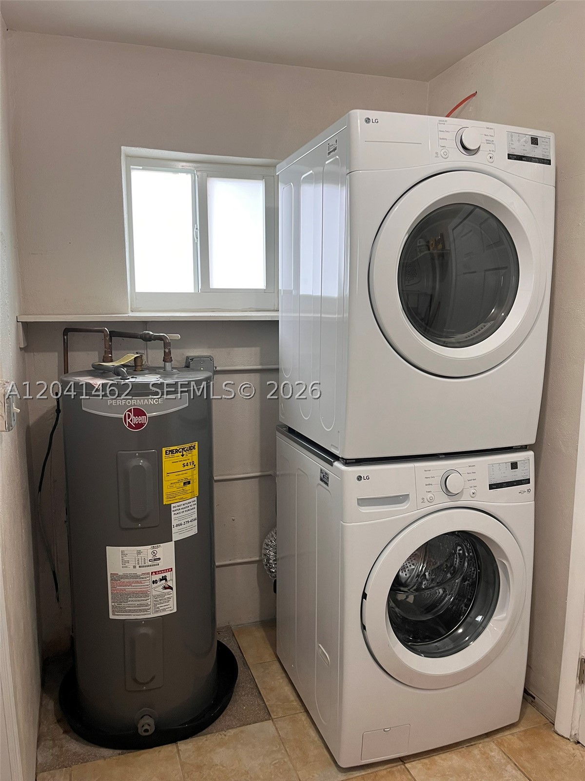 TOWN OF HALLANDALE B-13 - Residential Lease