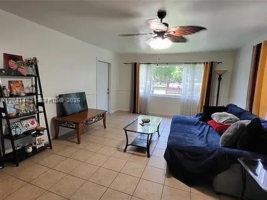 TOWN OF HALLANDALE B-13 - Residential Lease