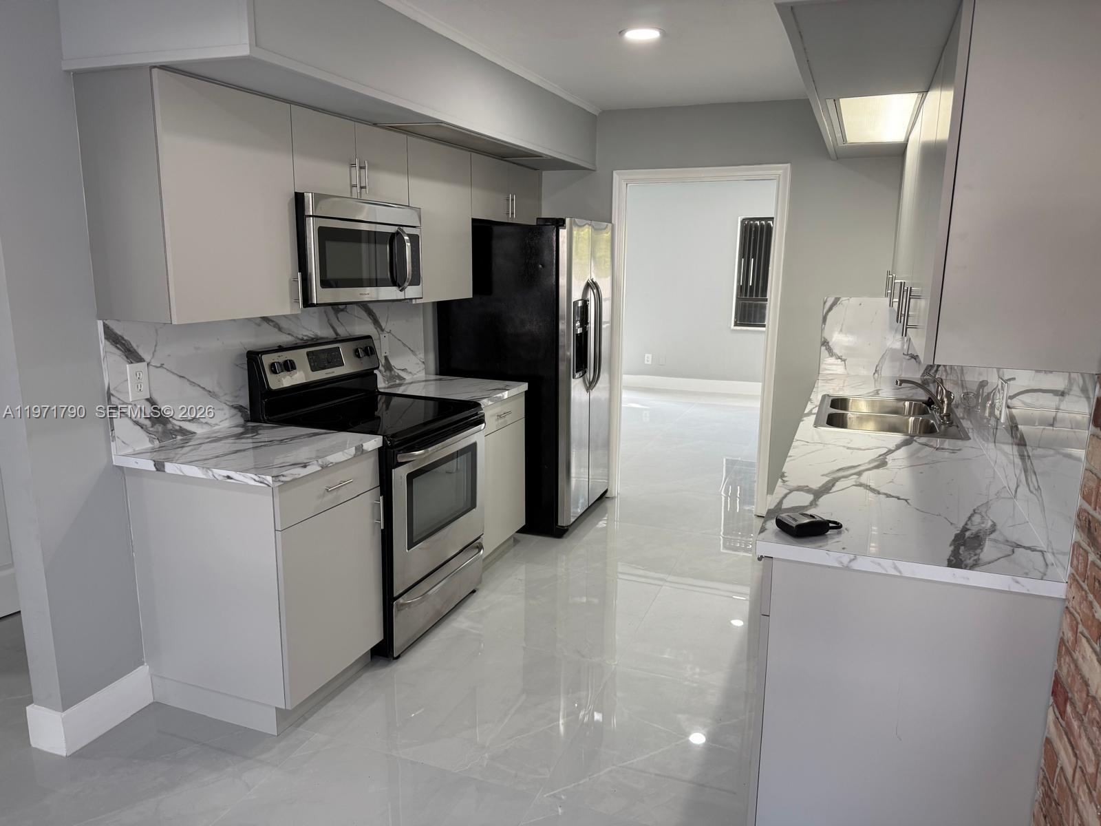 STONEHEDGE CONDO - Residential