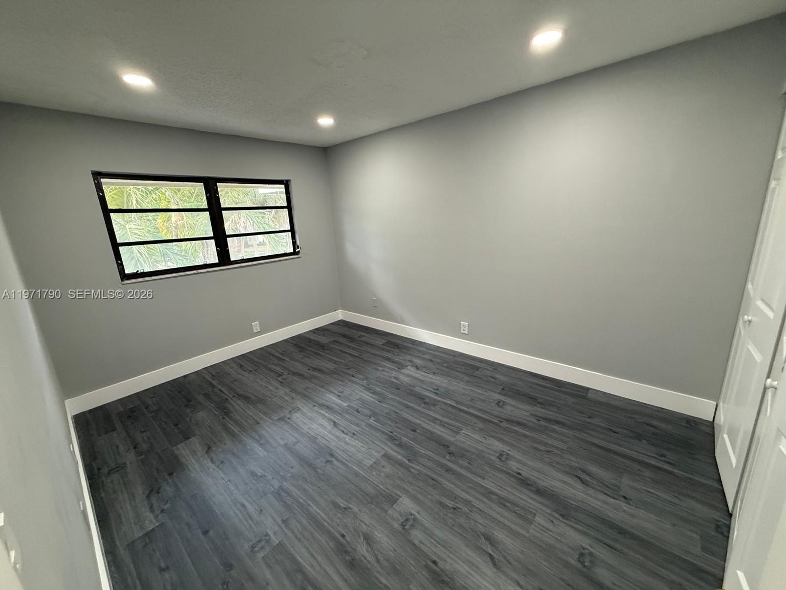 STONEHEDGE CONDO - Residential