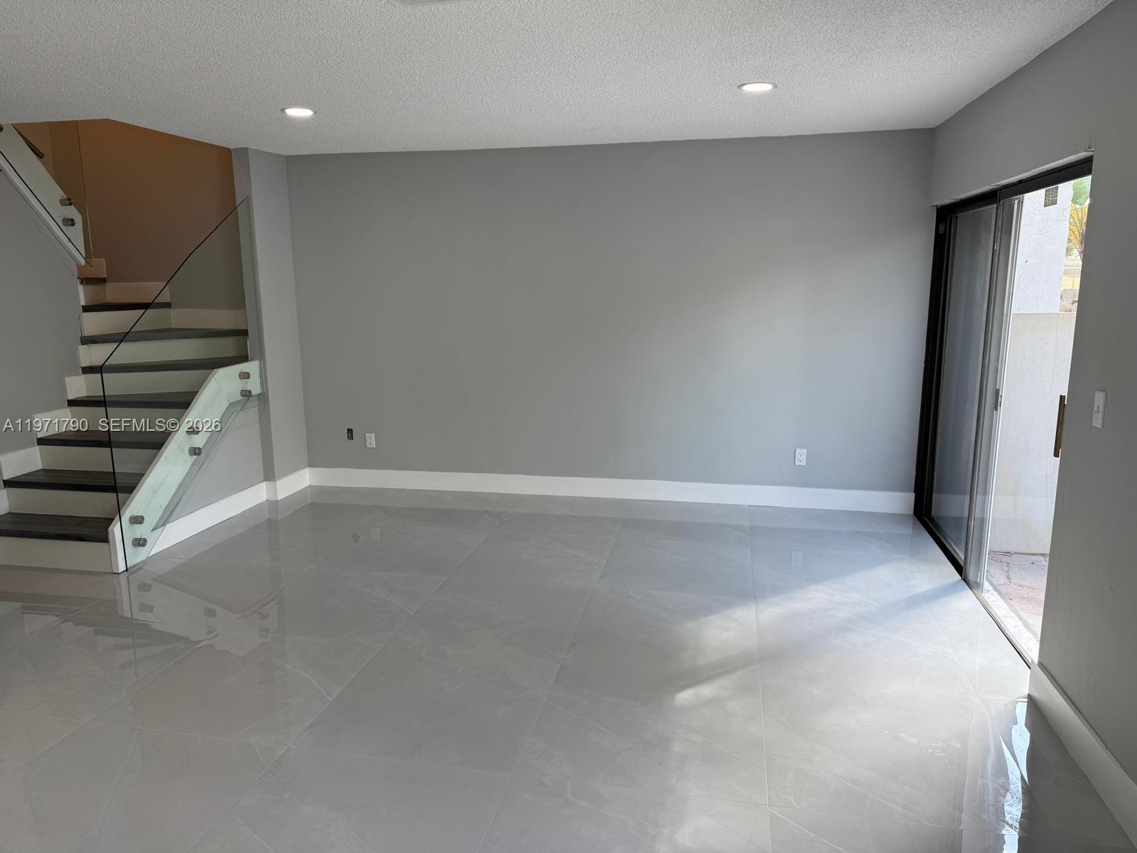 STONEHEDGE CONDO - Residential