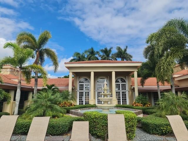 KEYS GATE CONDO NO THREE - Residential