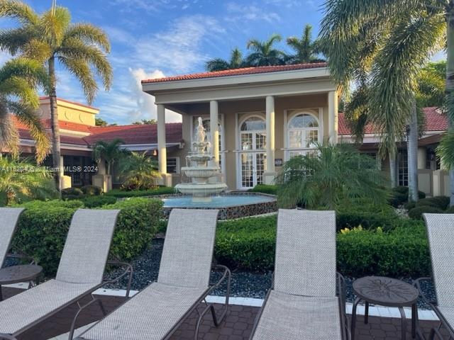 KEYS GATE CONDO NO THREE - Residential