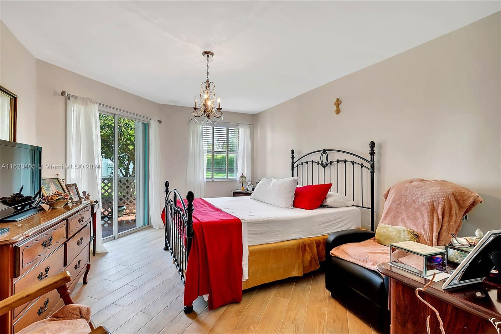 KEYS GATE CONDO NO THREE - Residential