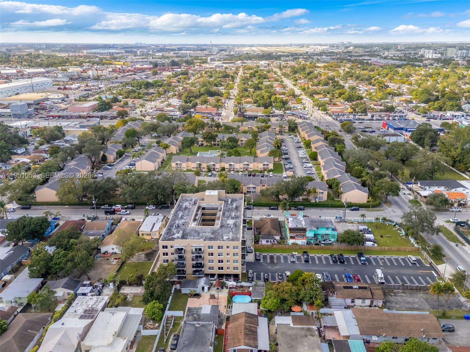 GROVELAND CONDO - Residential