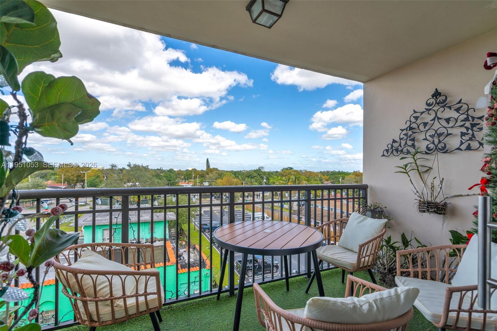 GROVELAND CONDO - Residential