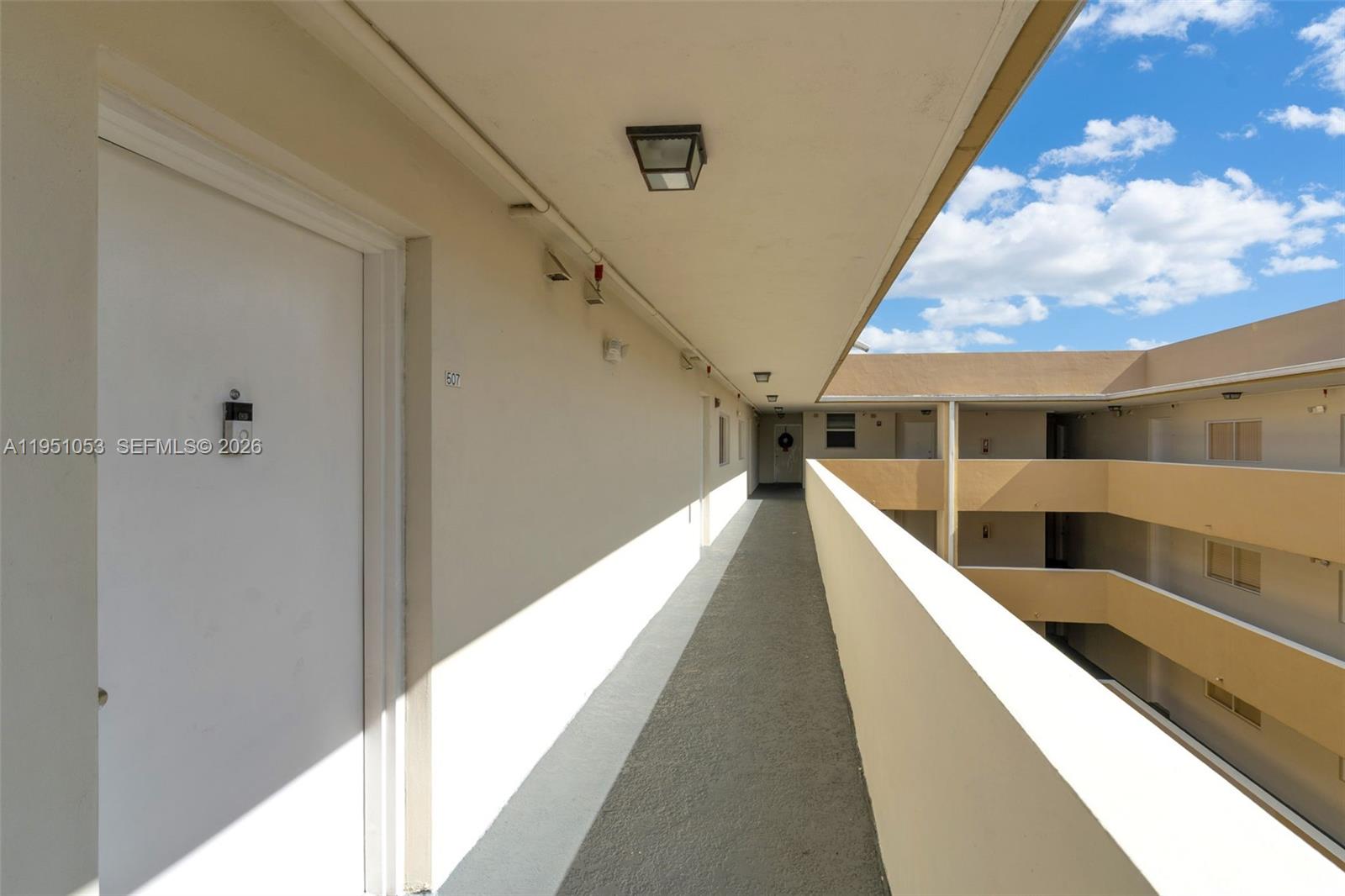 GROVELAND CONDO - Residential