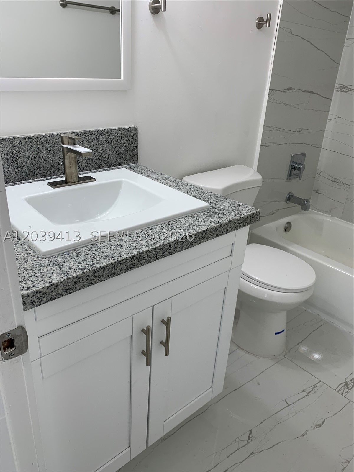 LA CASTELLANA CONDO - Residential