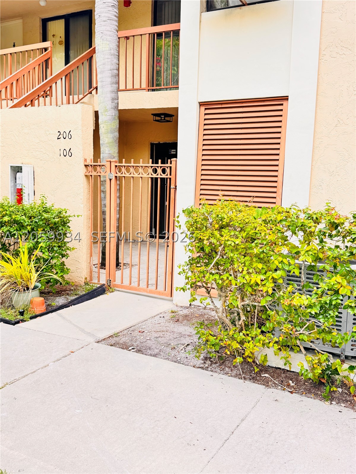 SANCTUARY PINES IN BOCA R - Residential