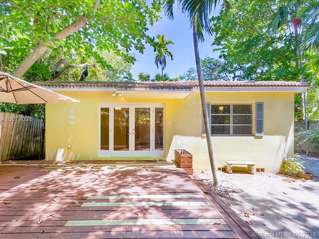 Douglas Circle - Residential Lease