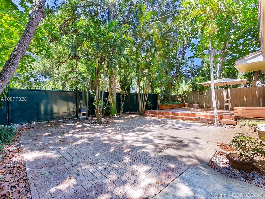Douglas Circle - Residential Lease