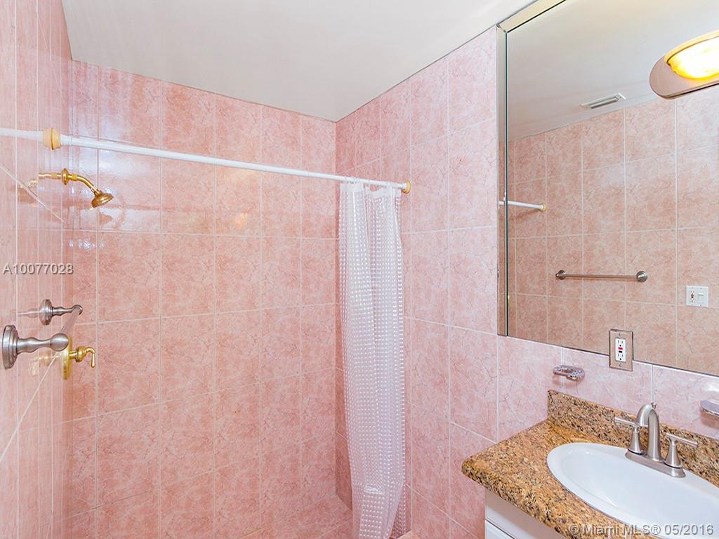Douglas Circle - Residential Lease