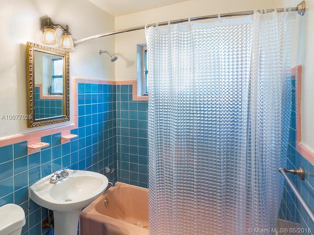 Douglas Circle - Residential Lease