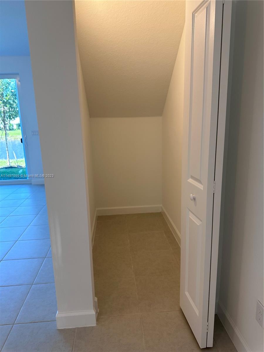 HEATHWOOD RESERVE PUD - Residential Lease