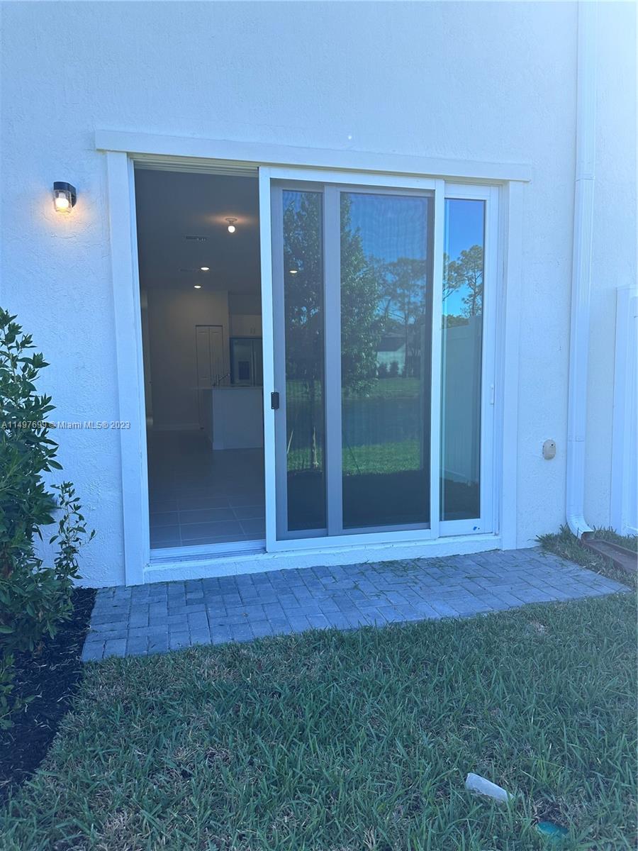 HEATHWOOD RESERVE PUD - Residential Lease