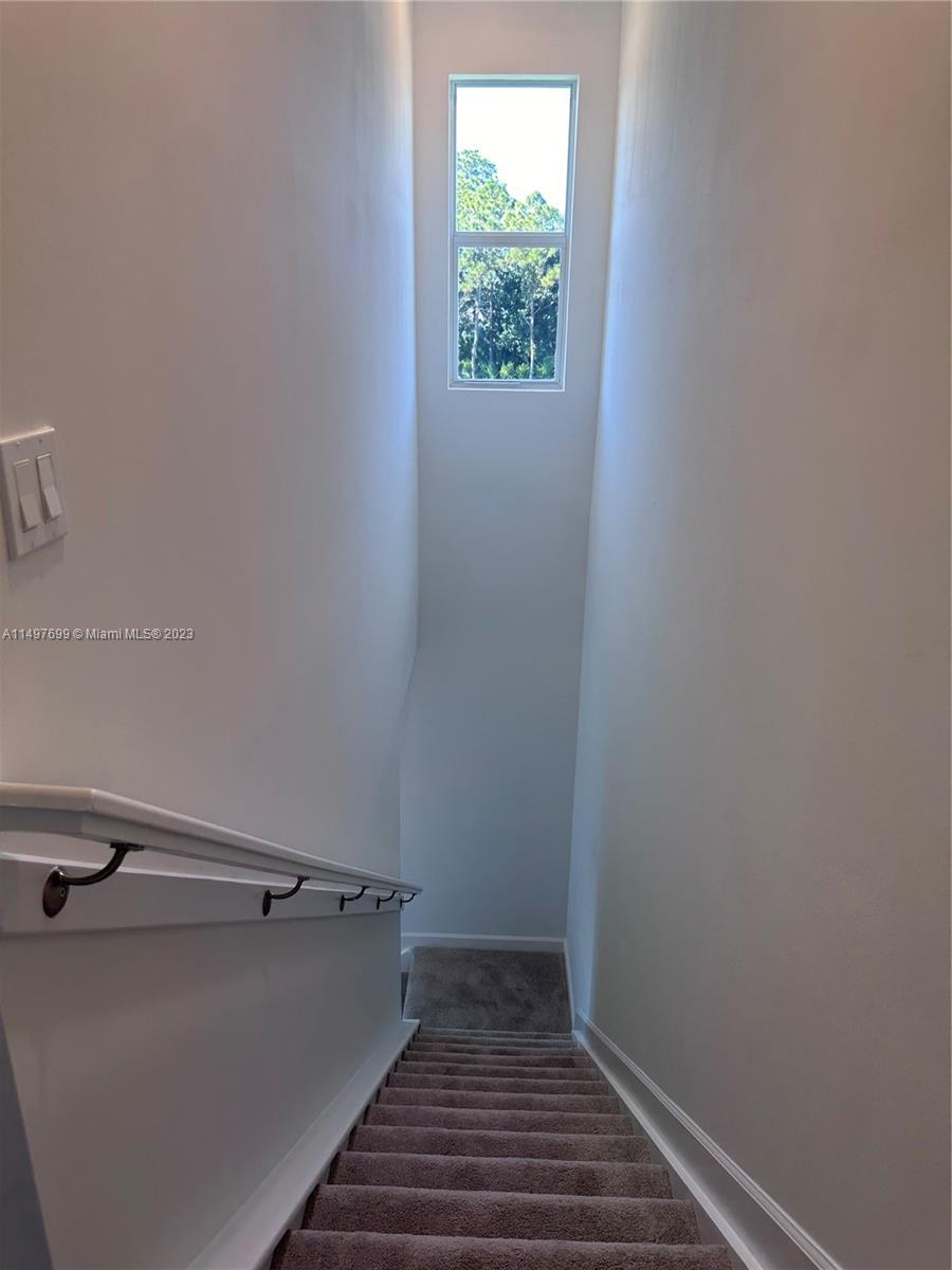 HEATHWOOD RESERVE PUD - Residential Lease