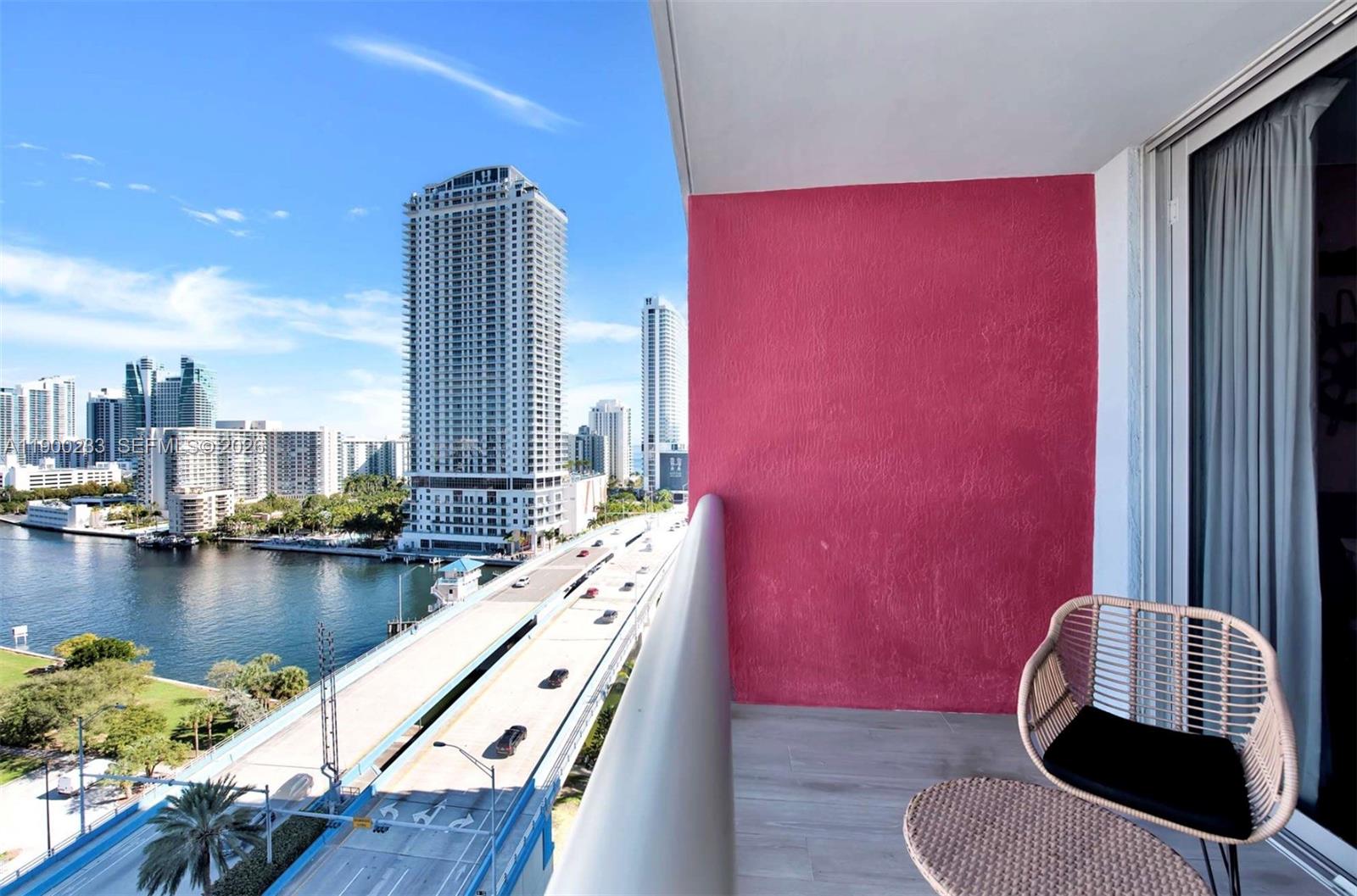 BEACHWALK CONDOMINIUM - Residential