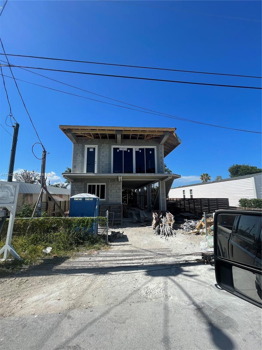 KEY LARGO TRAILER VILLAGE - Residential