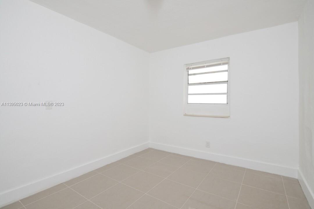 MEEKINS ADD NO 1 AMEN - Residential Lease