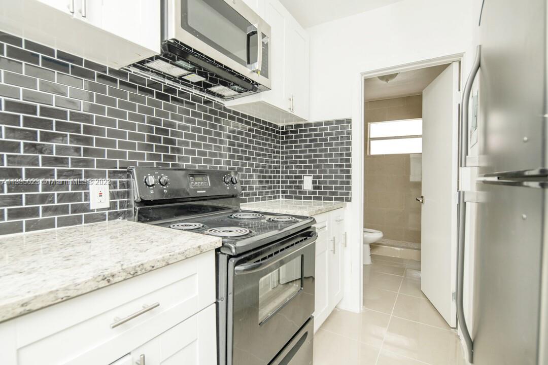 MEEKINS ADD NO 1 AMEN - Residential Lease