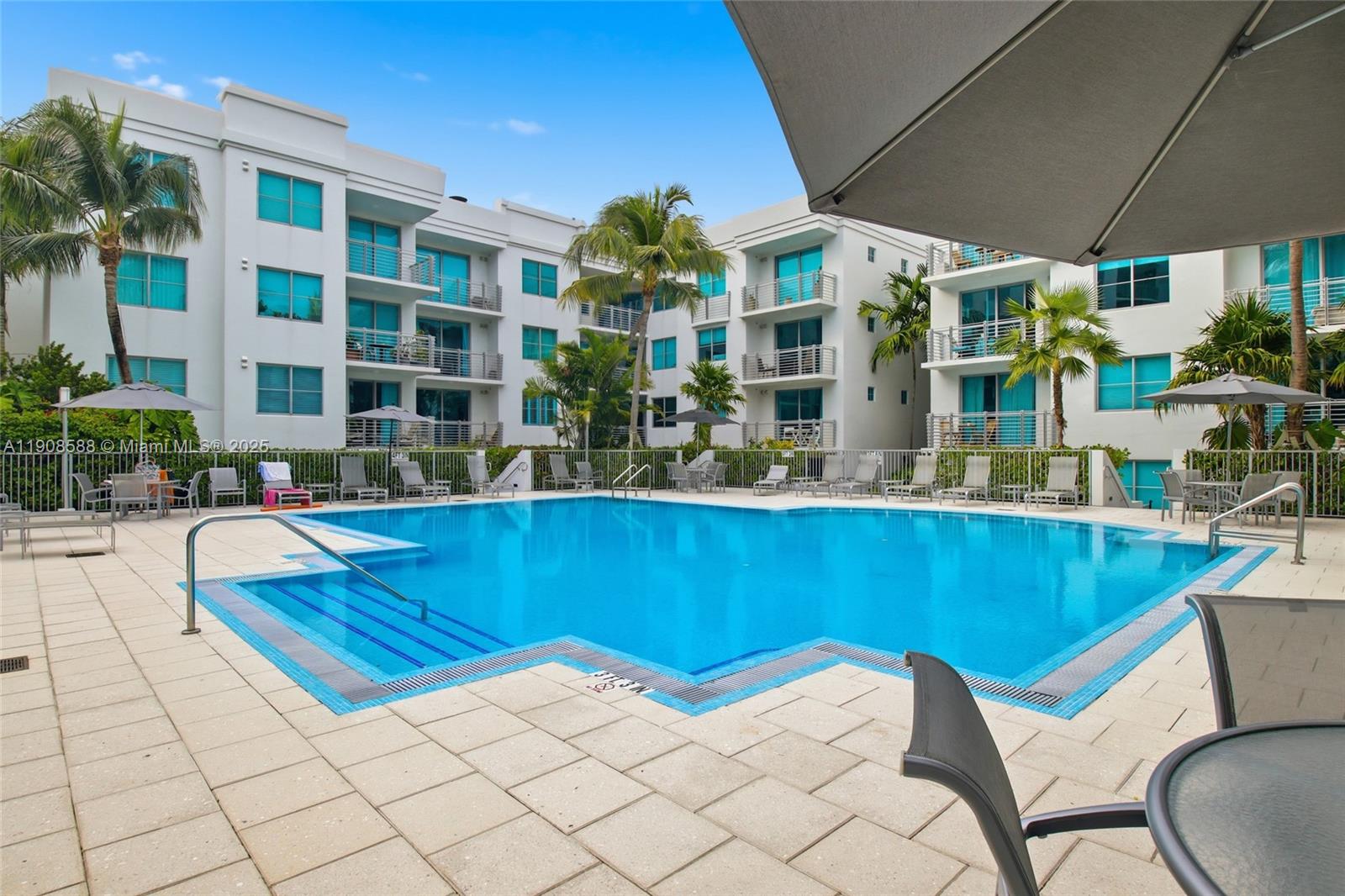 THE COSMOPOLITAN RESIDENC - Residential