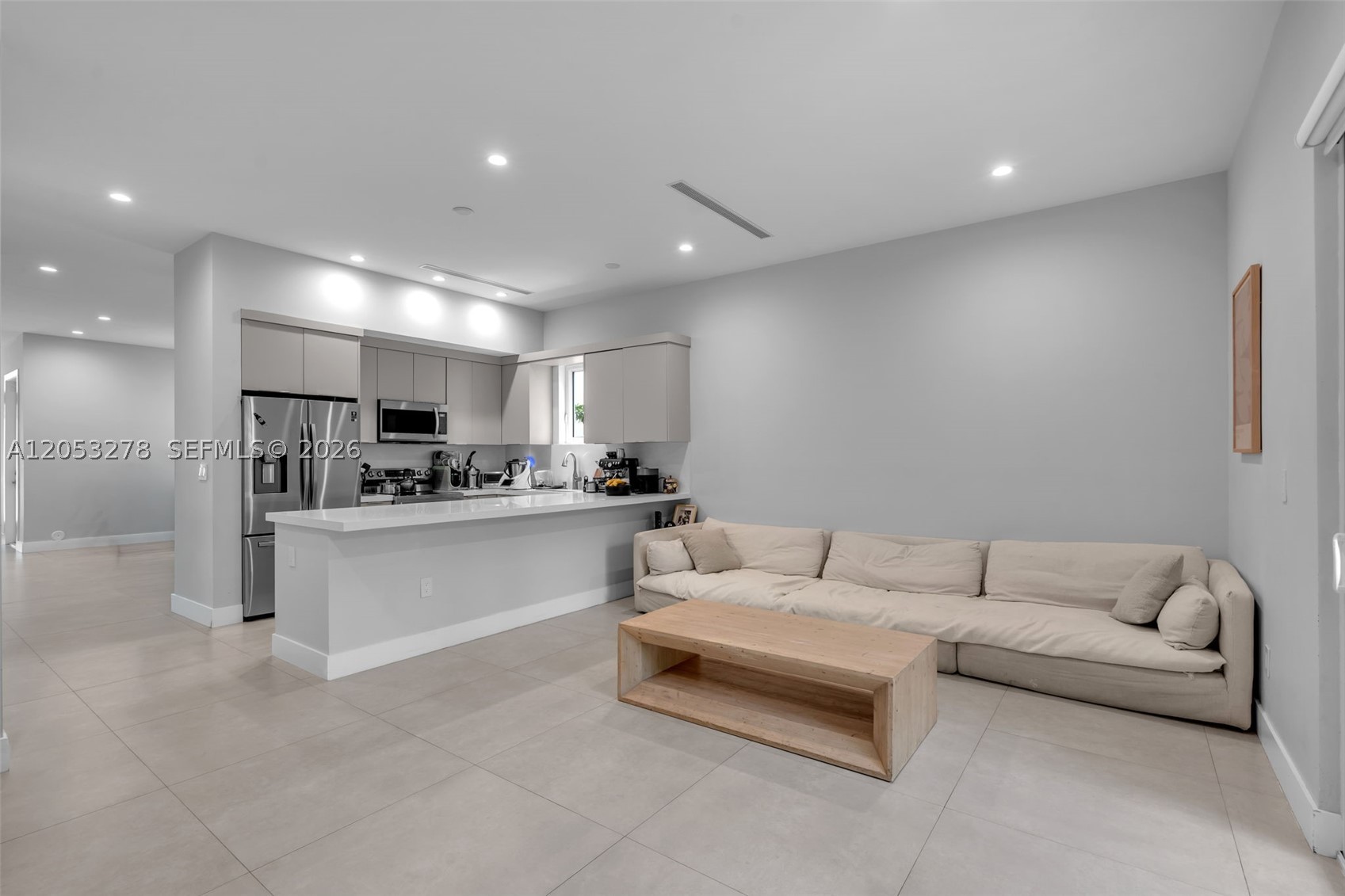 DOUGLAS MANOR - Residential