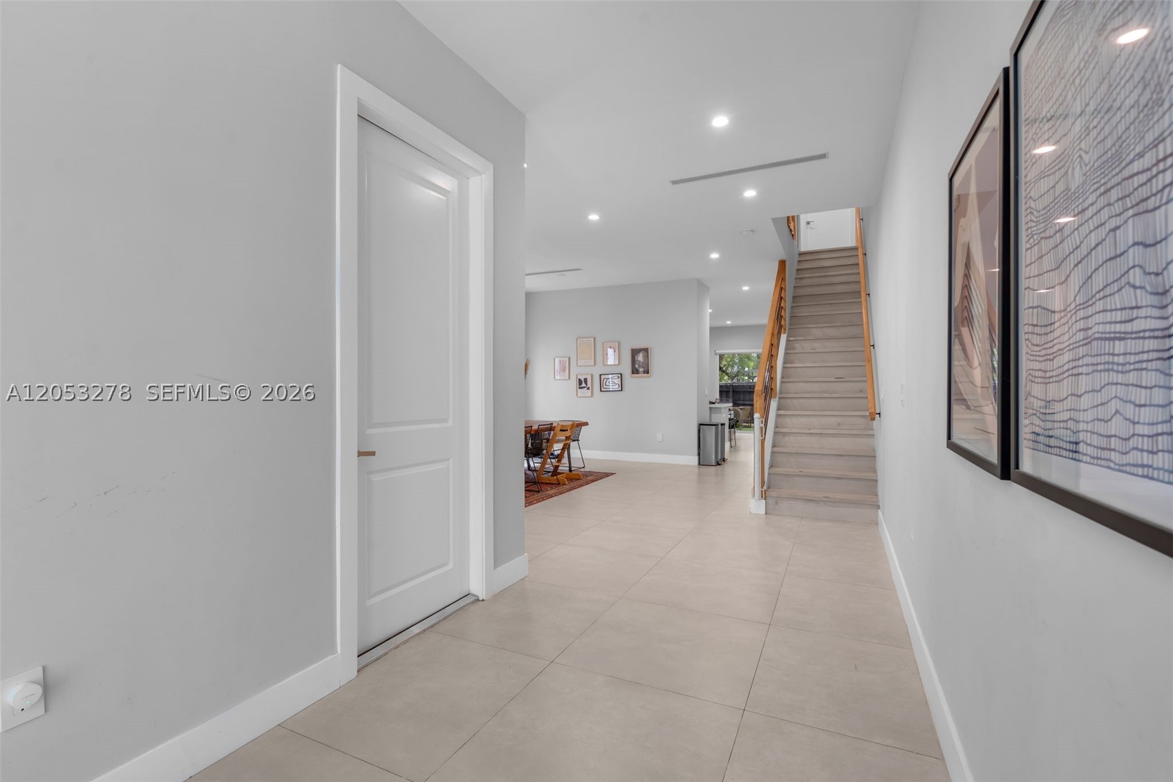 DOUGLAS MANOR - Residential