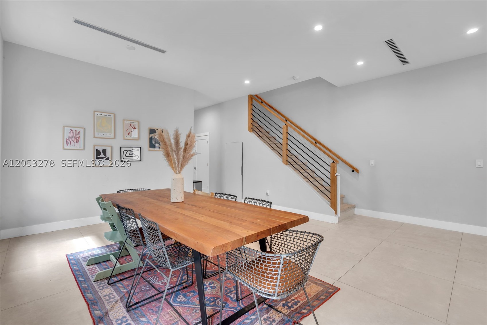 DOUGLAS MANOR - Residential