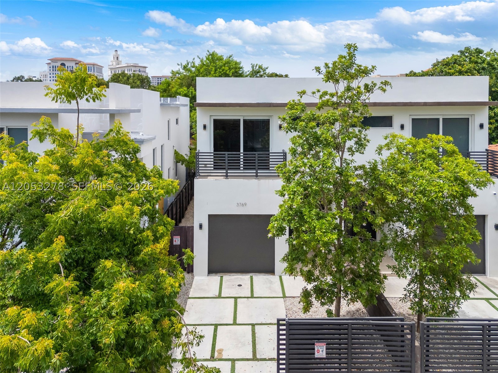 DOUGLAS MANOR - Residential