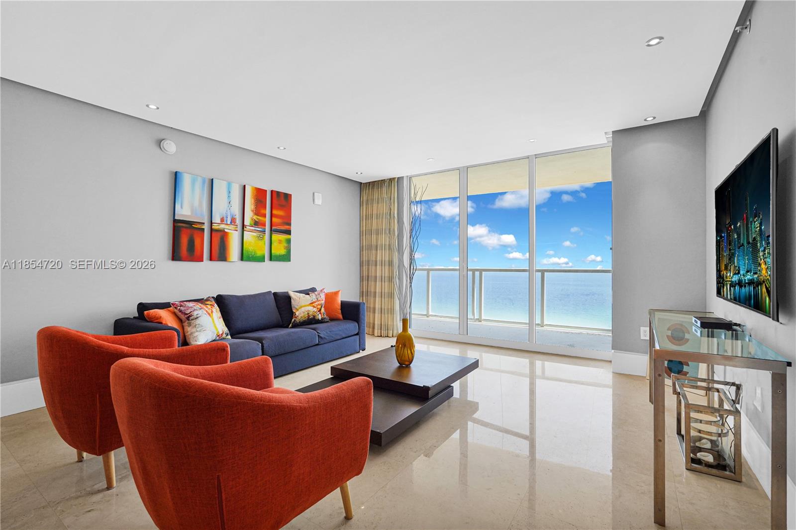 LA PERLA CONDO - Residential