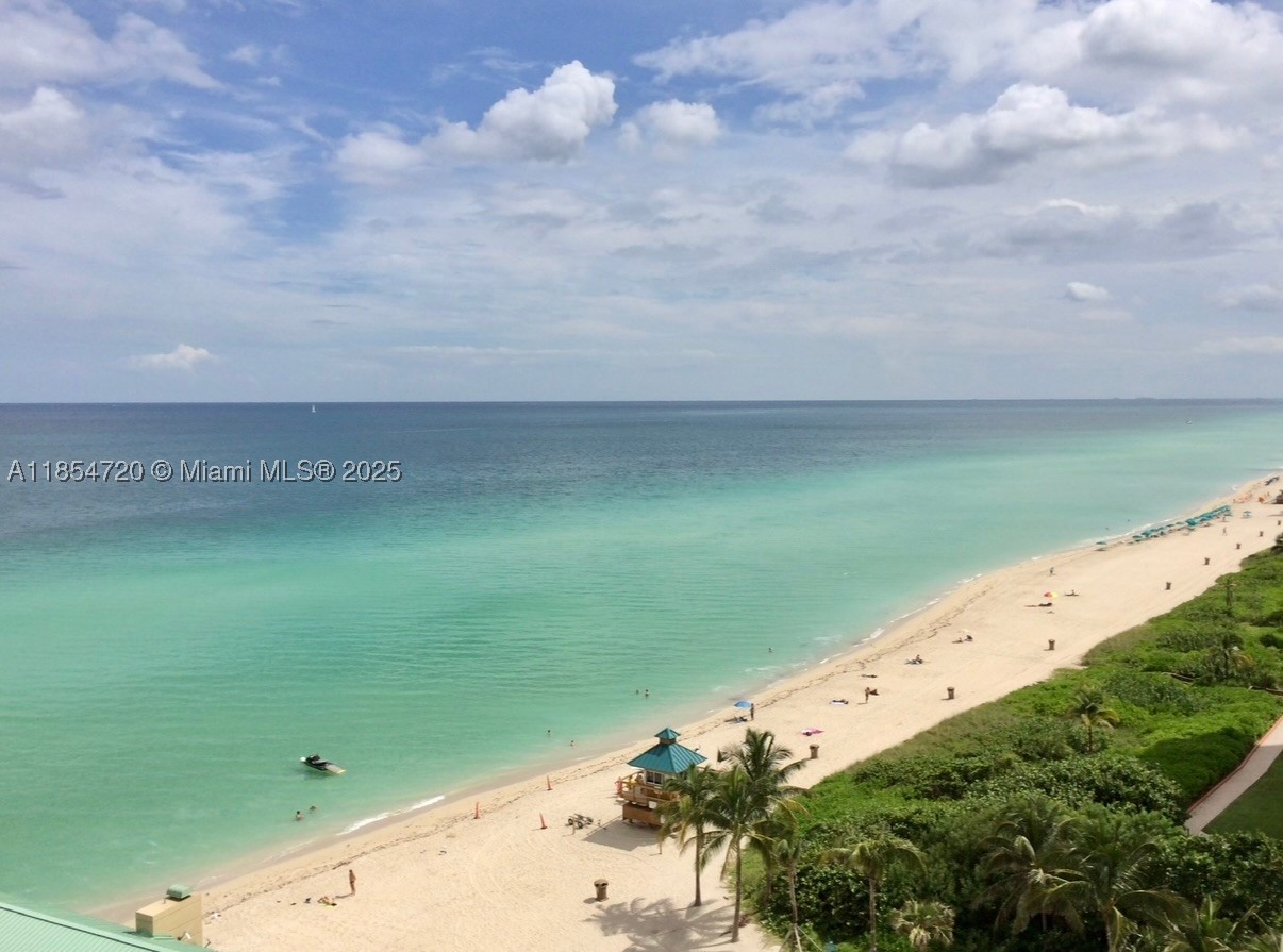 LA PERLA CONDO - Residential