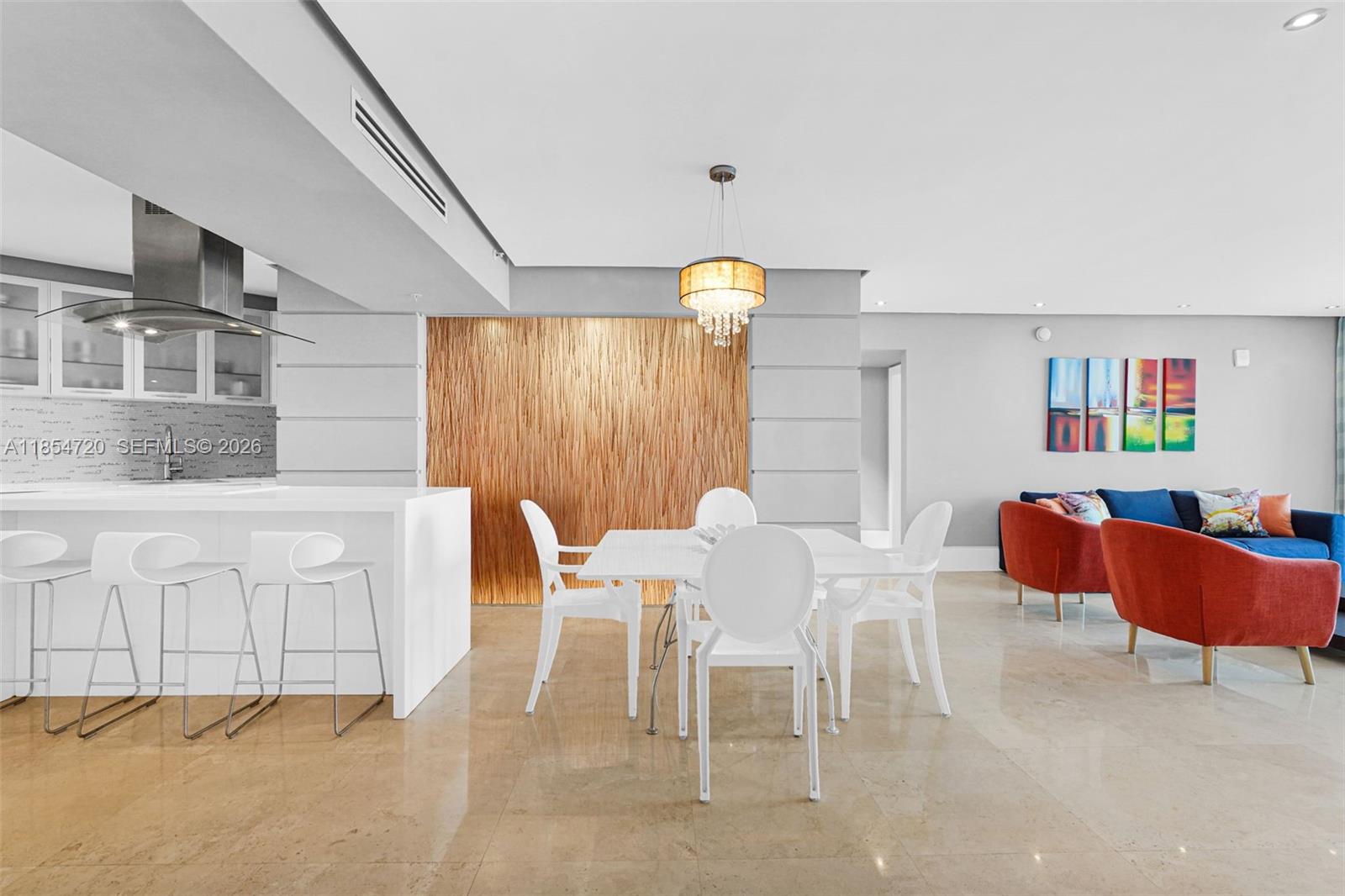 LA PERLA CONDO - Residential