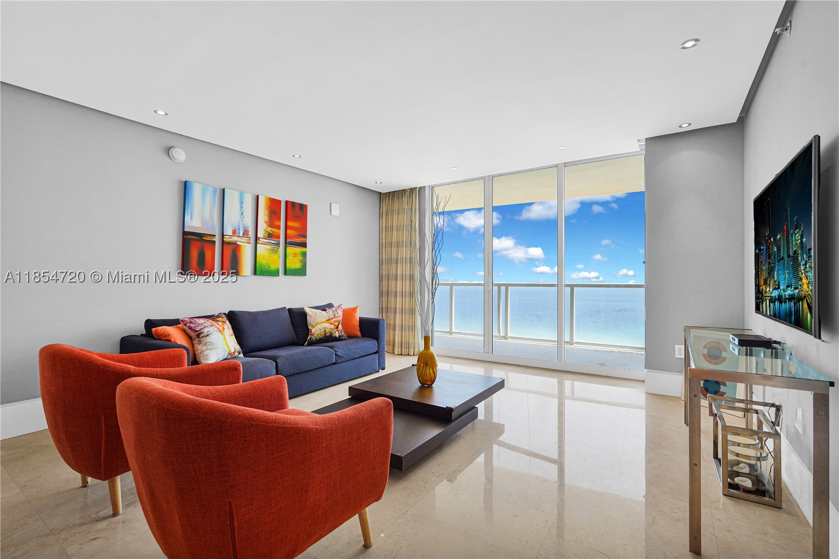 LA PERLA CONDO - Residential