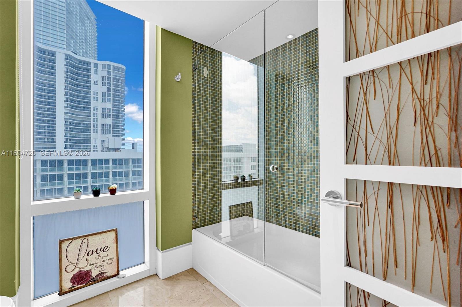 LA PERLA CONDO - Residential