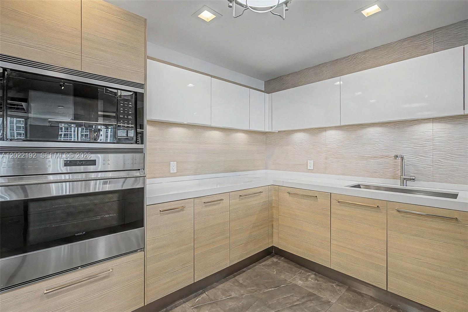 MARINA PALMS RESIDENCES S - Residential