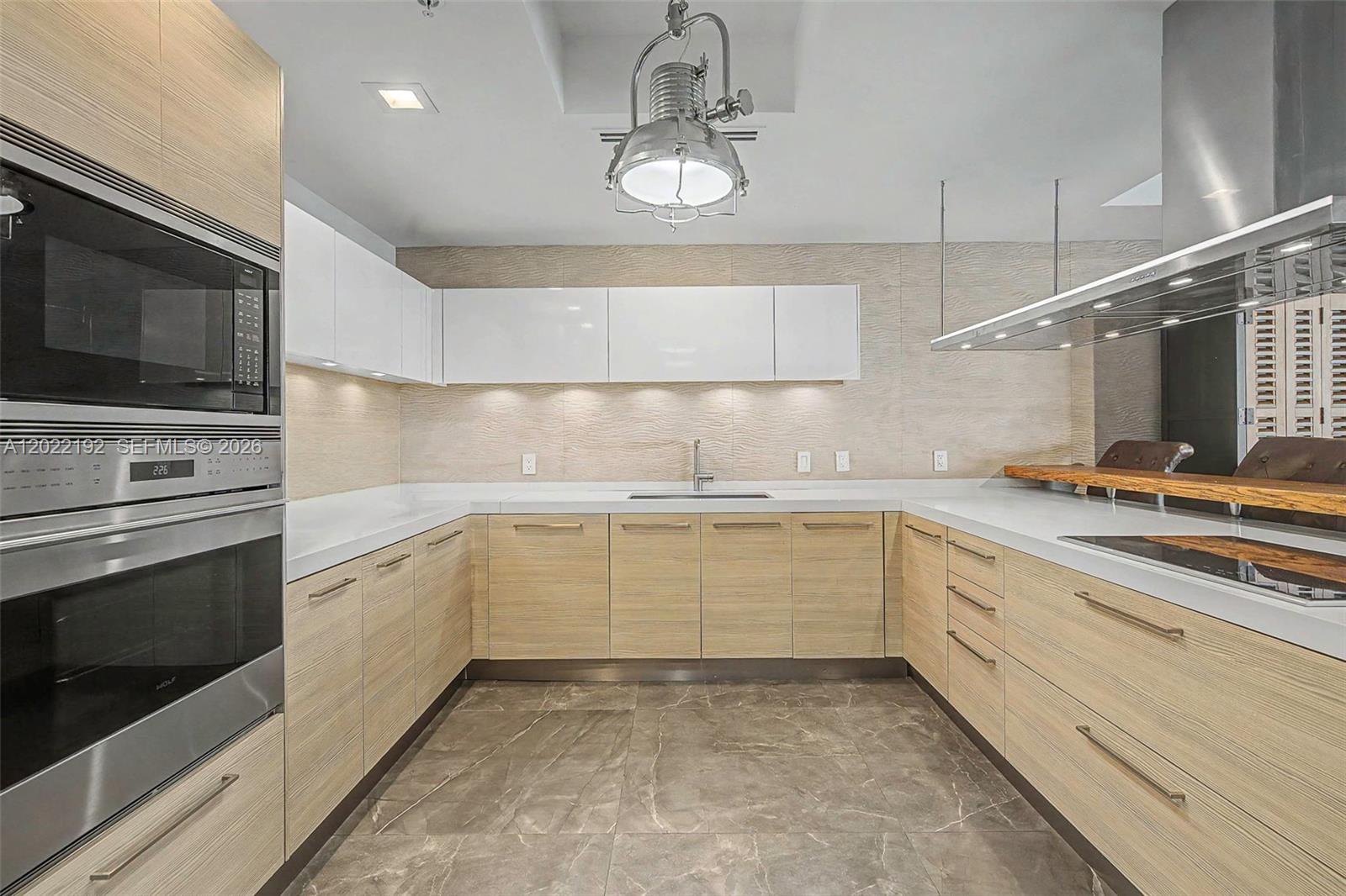 MARINA PALMS RESIDENCES S - Residential