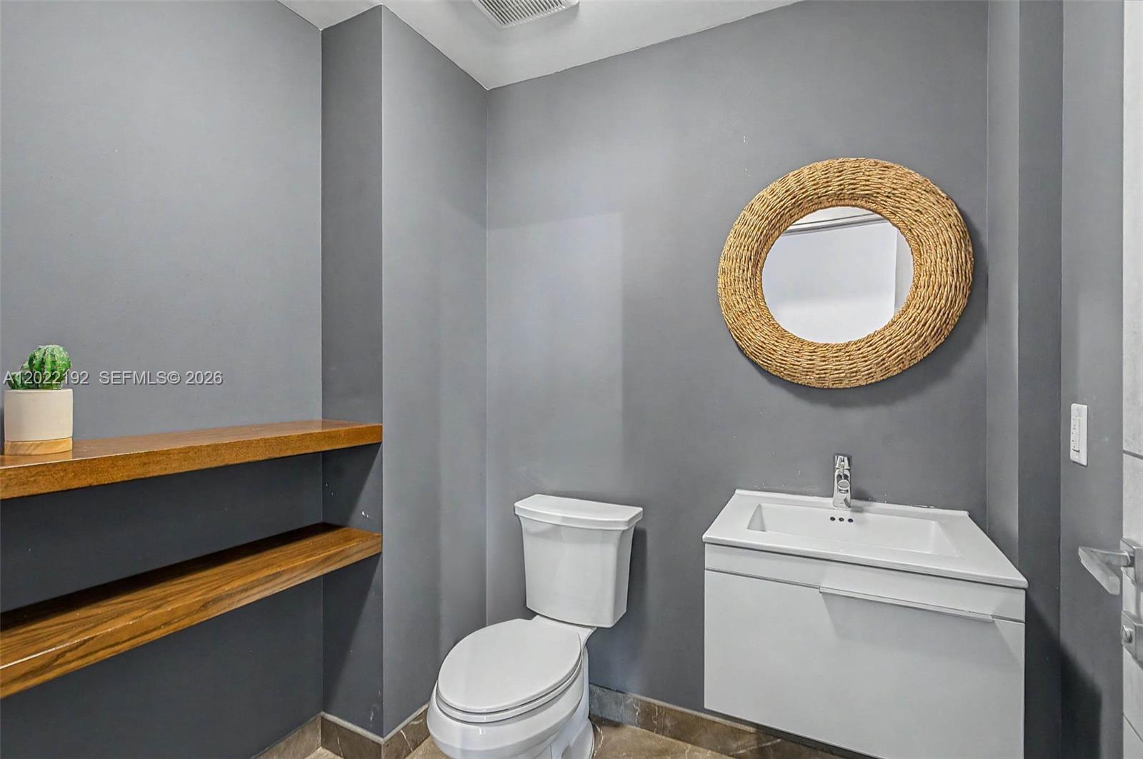 MARINA PALMS RESIDENCES S - Residential