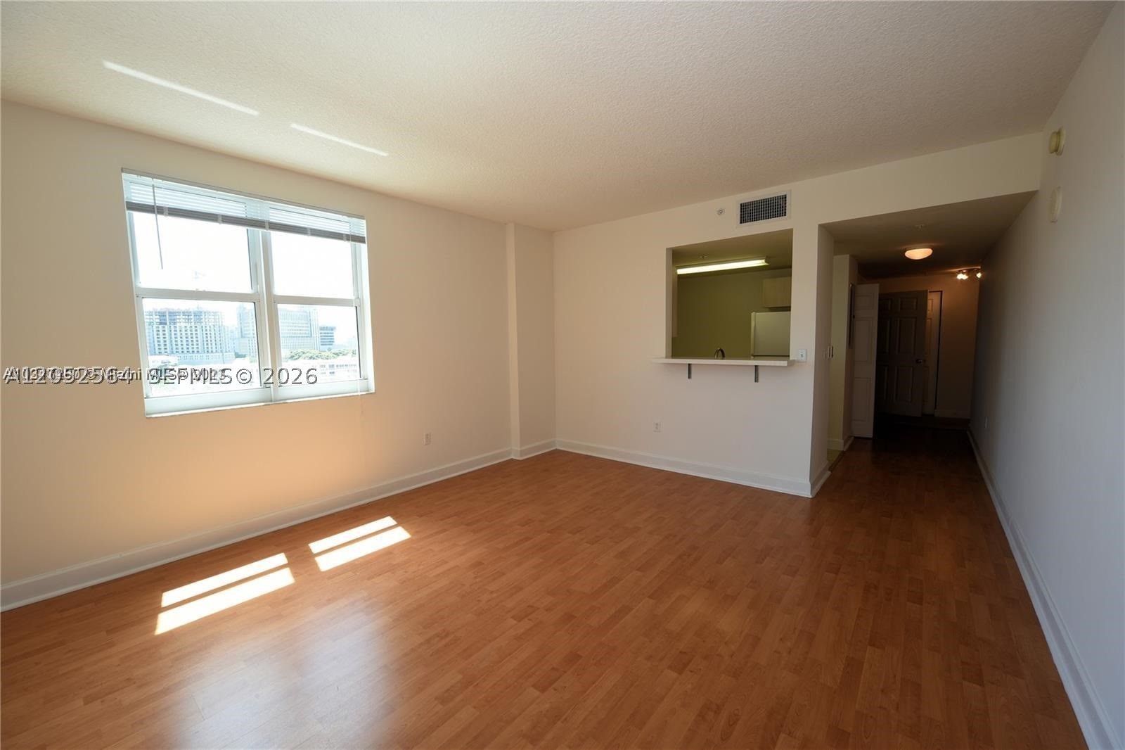 DOUGLAS GRAND CONDO - Residential Lease