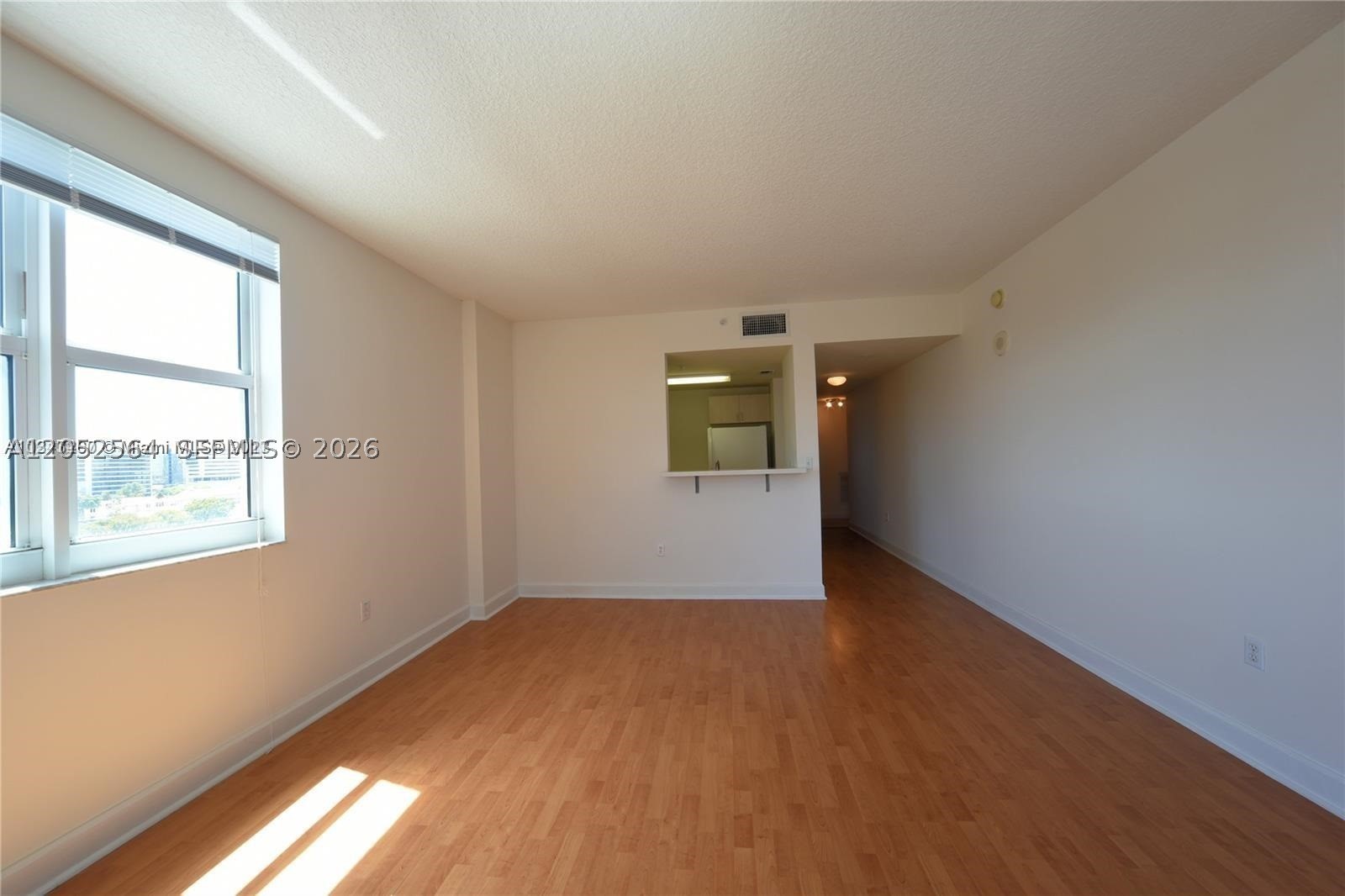 DOUGLAS GRAND CONDO - Residential Lease