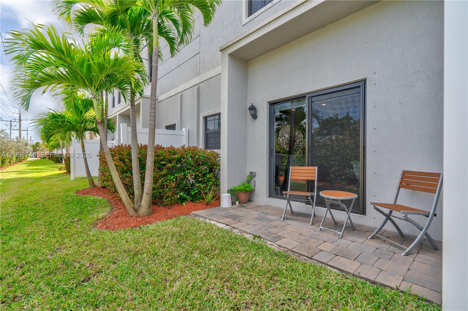 HIGHLAND OAKS - Residential