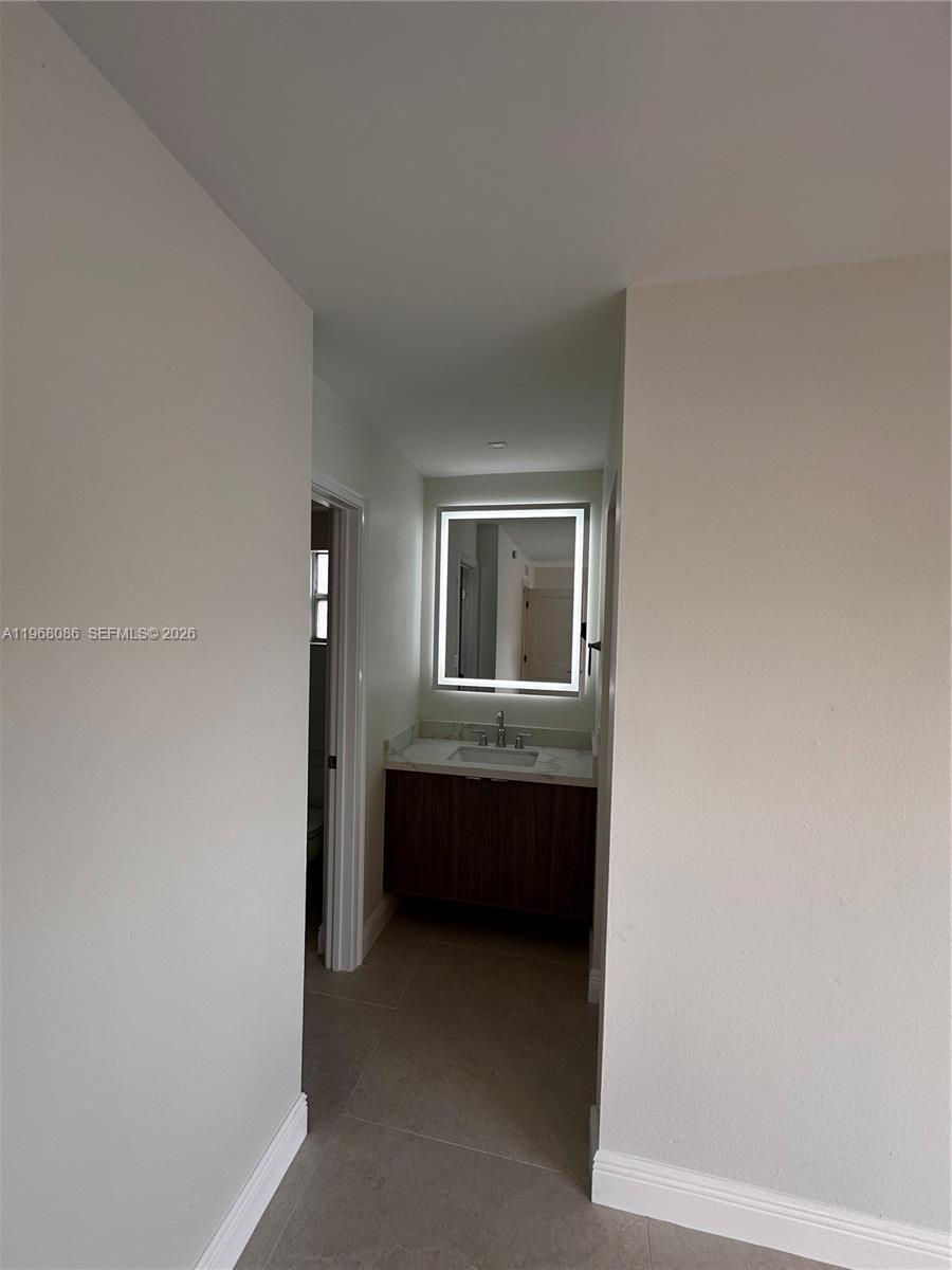 WESTLAND EDEN CONDO II - Residential