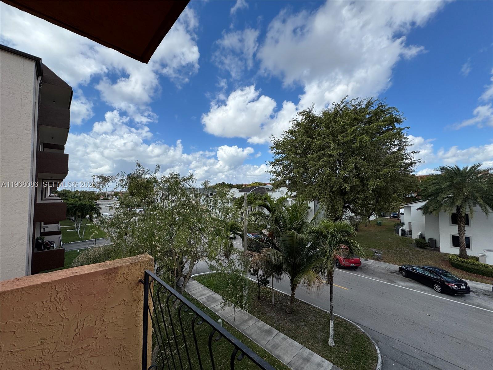 WESTLAND EDEN CONDO II - Residential