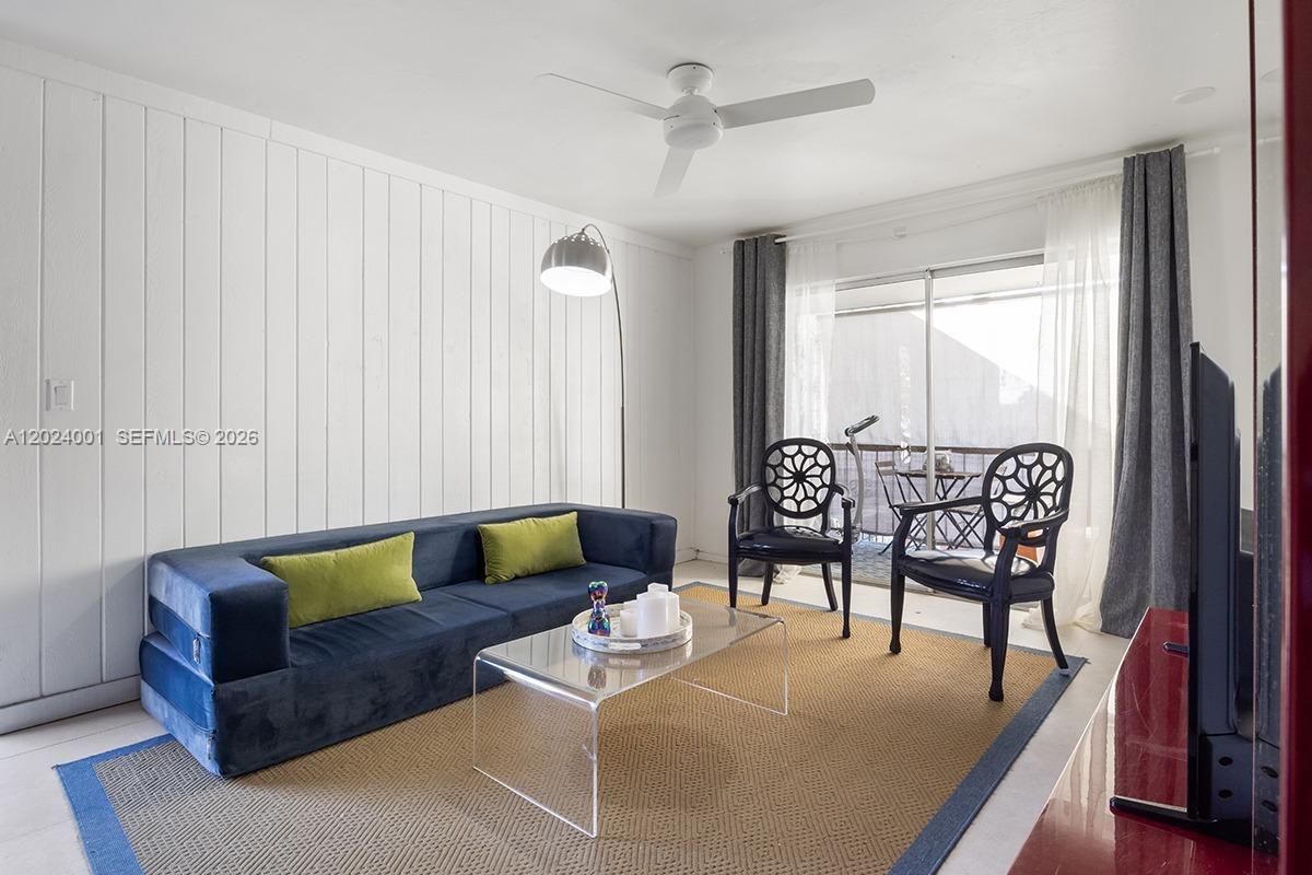 CASA GRANADA CONDO - Residential