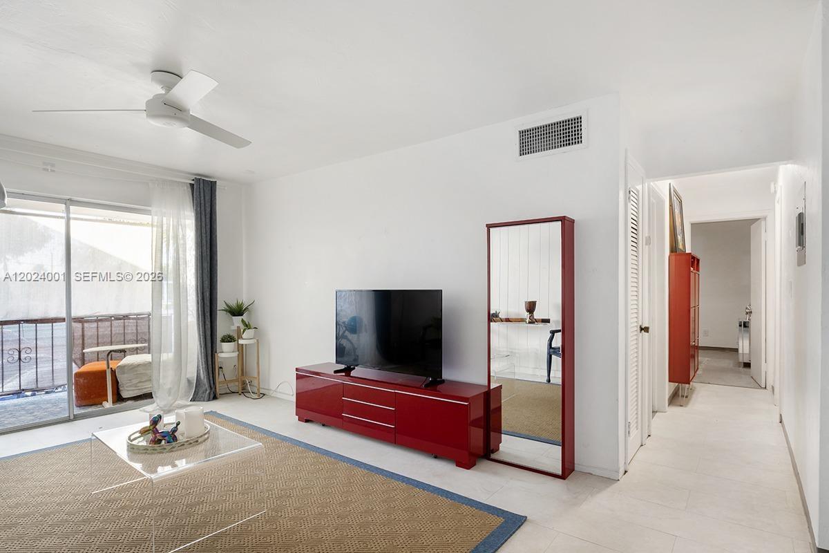 CASA GRANADA CONDO - Residential